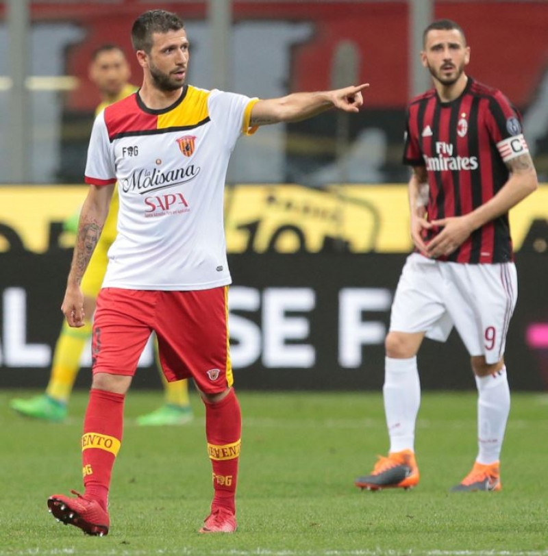 Iemmello-Foggia in dirittura d'arrivo